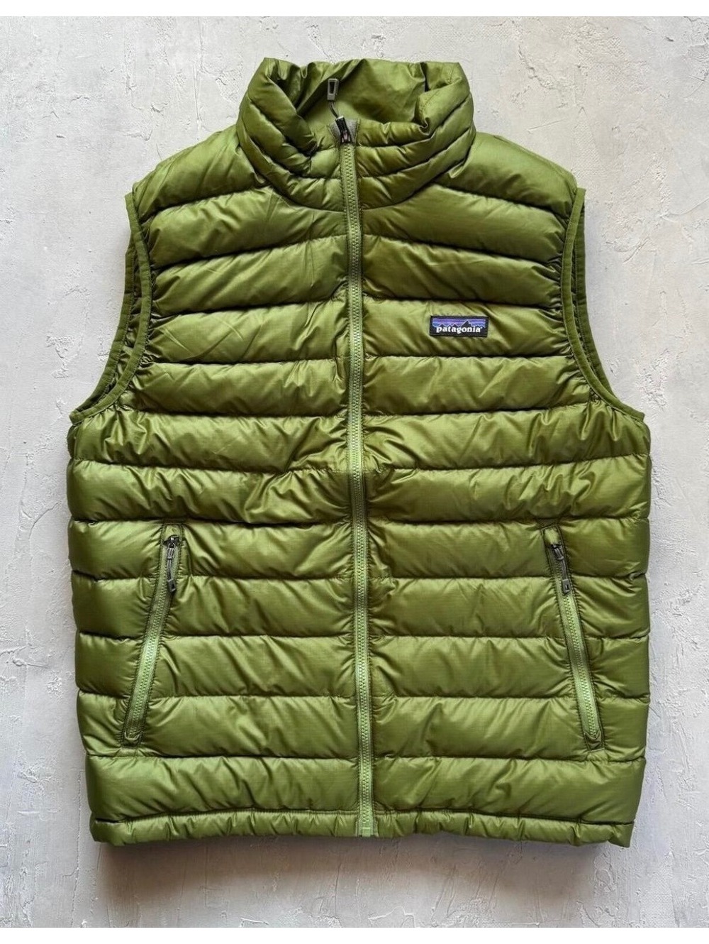 Patagonia Men’s Medium Full Zip Down Sweater Vest Goose Jacket Sprouted Green